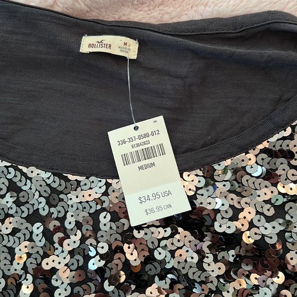 Hollister crop top shimmery blouse, size medium brand new🇺🇸 - Picture 2 of 6